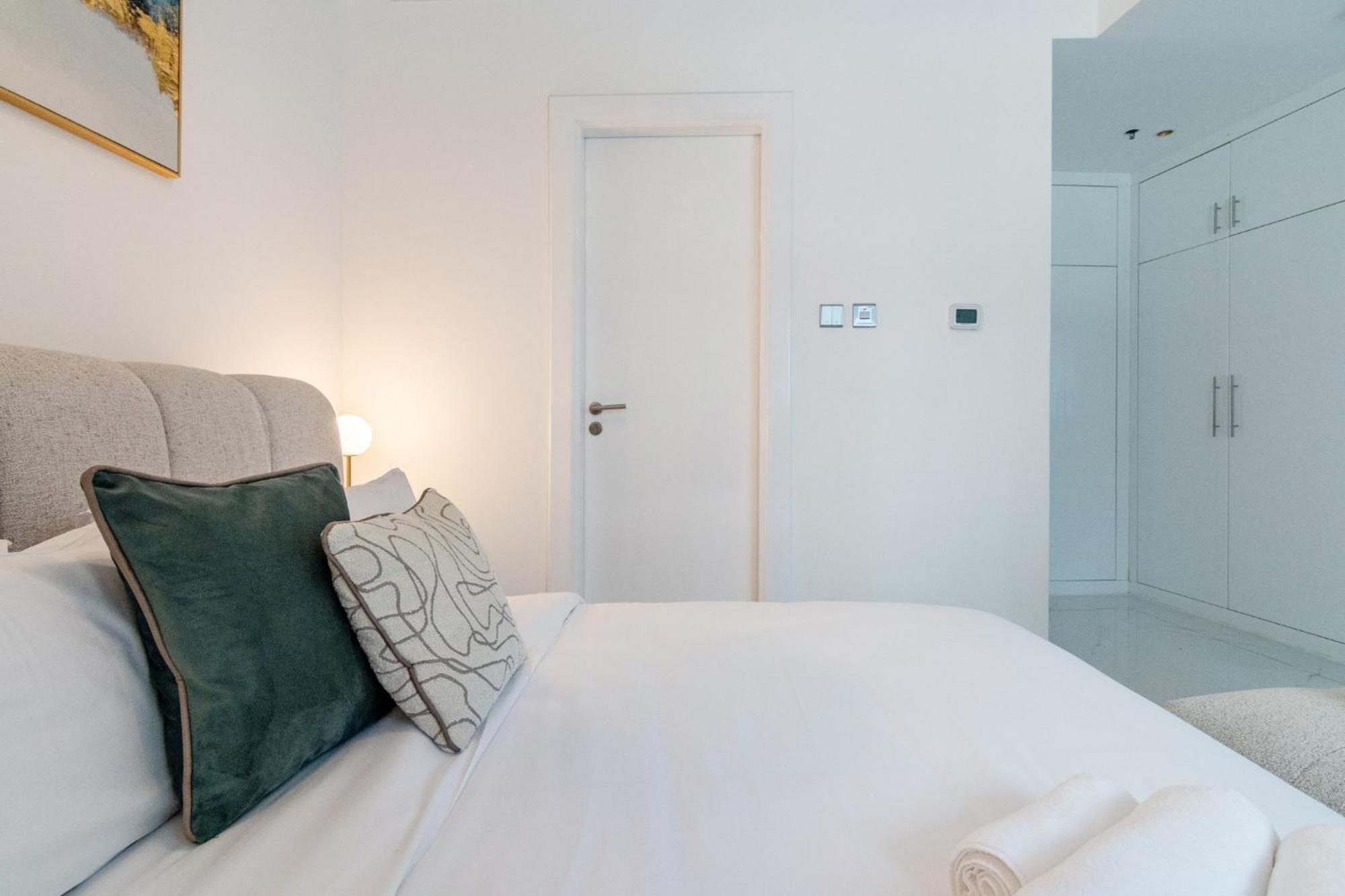Apartment Luxury Private Jacuzzi Marina