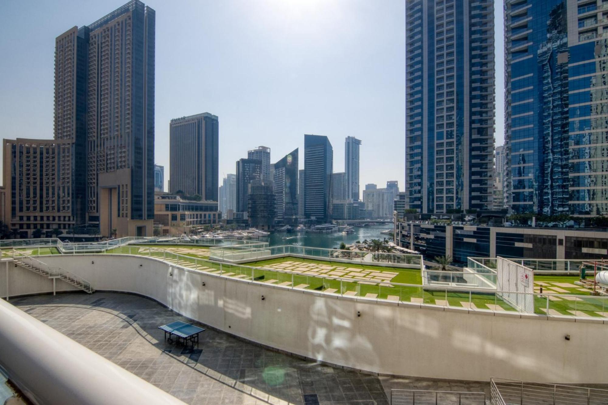 Luxury Private Jacuzzi Marina Apartment Dubai