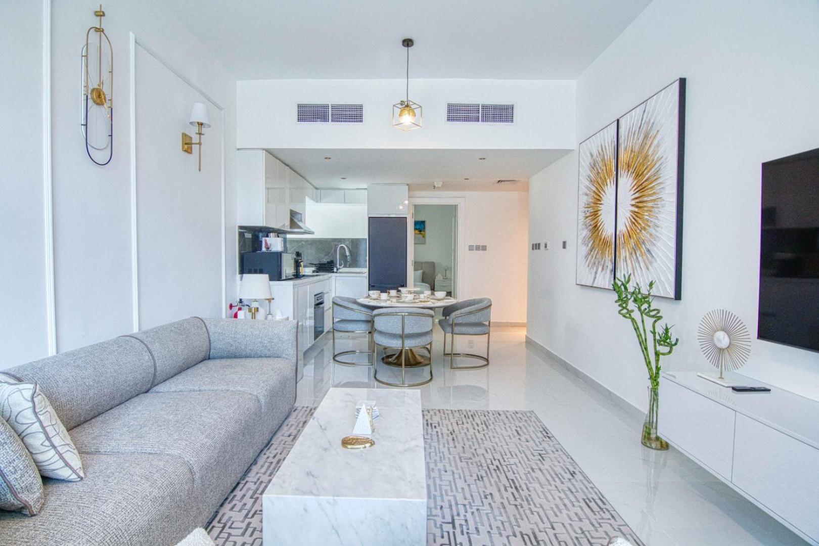 Luxury Private Jacuzzi Marina Apartment