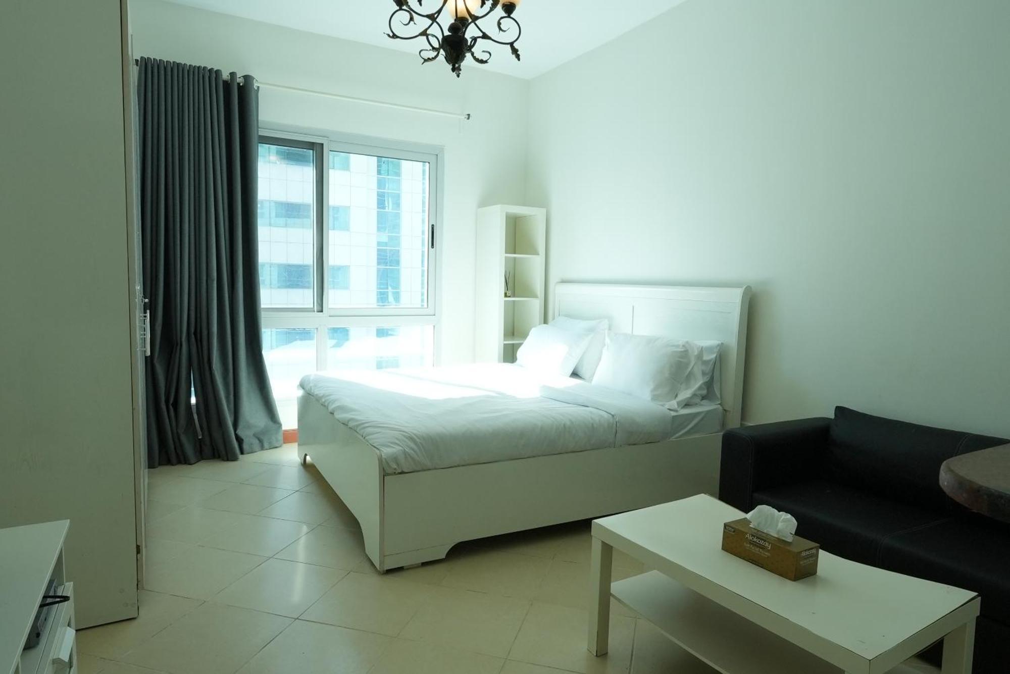 Brown Stone Homes Marina Apartment