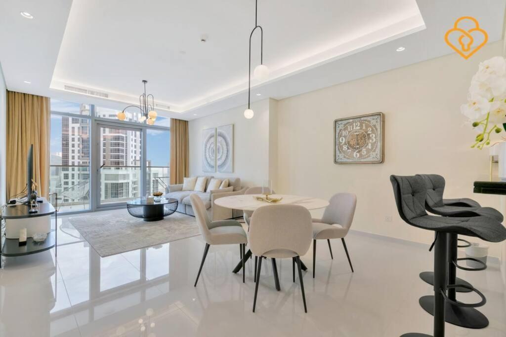 Keysplease 2 B/r With Burj Views Paramount Midtown, Minutes To Mall * Dubai