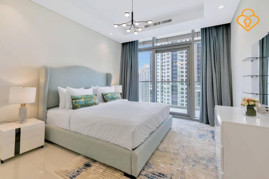 Keysplease 2 B/r With Burj Views Paramount Midtown, Minutes To Mall *