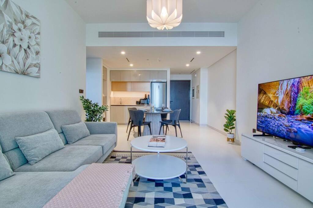 Wow! New 1br With Atlantis Views - Harbour Apartment