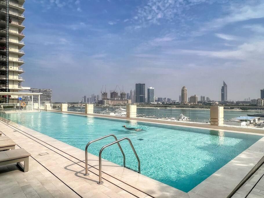Wow! New 1br With Atlantis Views - Harbour Apartment
