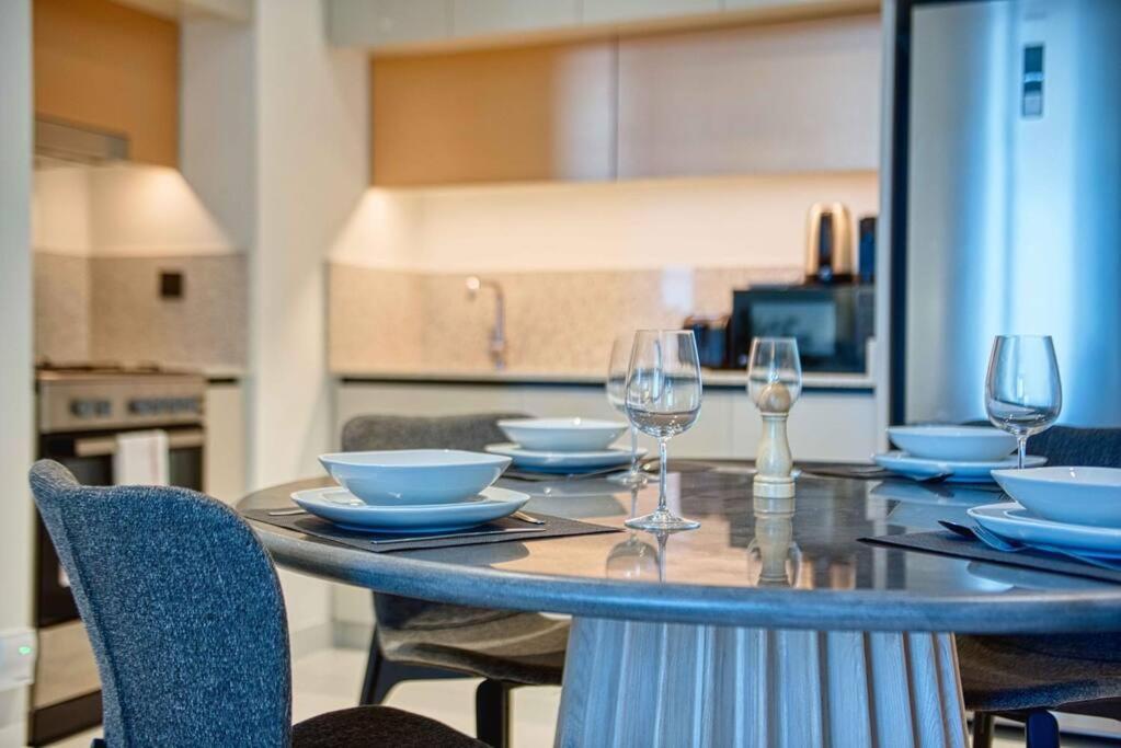 Wow! New 1br With Atlantis Views - Harbour Apartment