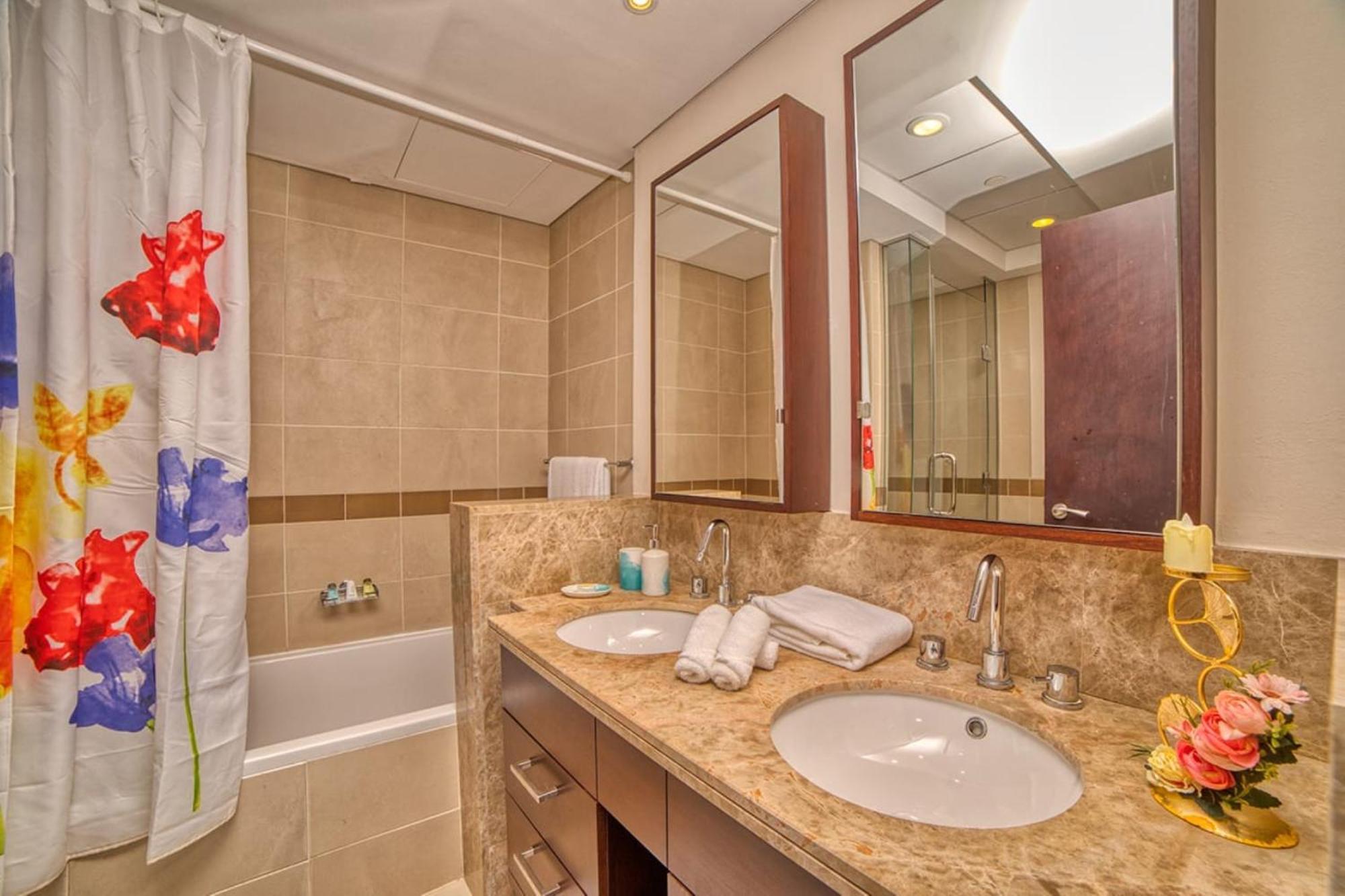 Bellavista - Spacious - 1br With Extra - 29 Boulevard - Partial Fountain View Apartment *