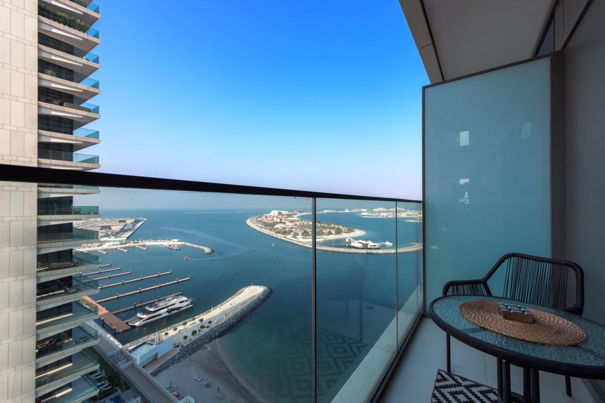 Opulent & Chic - 1 Bedroom - Beachfront * Dubai