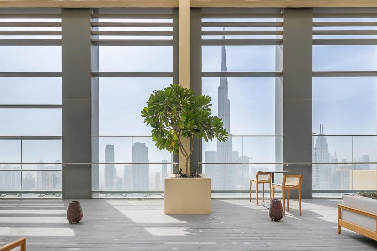 Frank Porter - Burj Royale Dubai