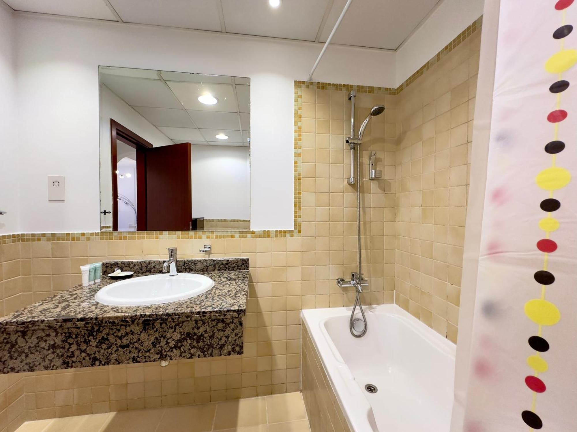 Apartment Dar Vacation - Great Spacious 2br In Jumeirah Dubai