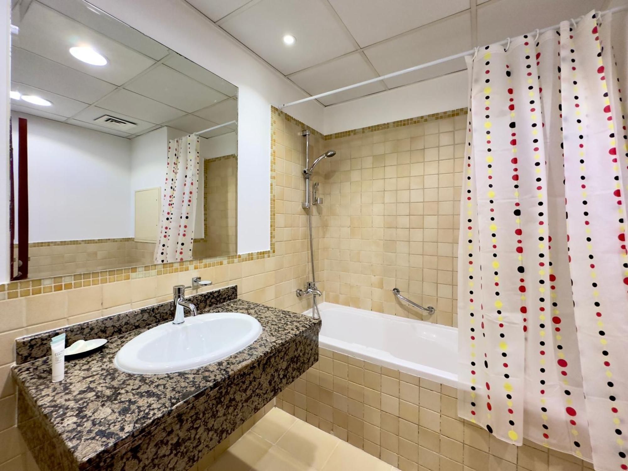 Apartment Dar Vacation - Great Spacious 2br In Jumeirah