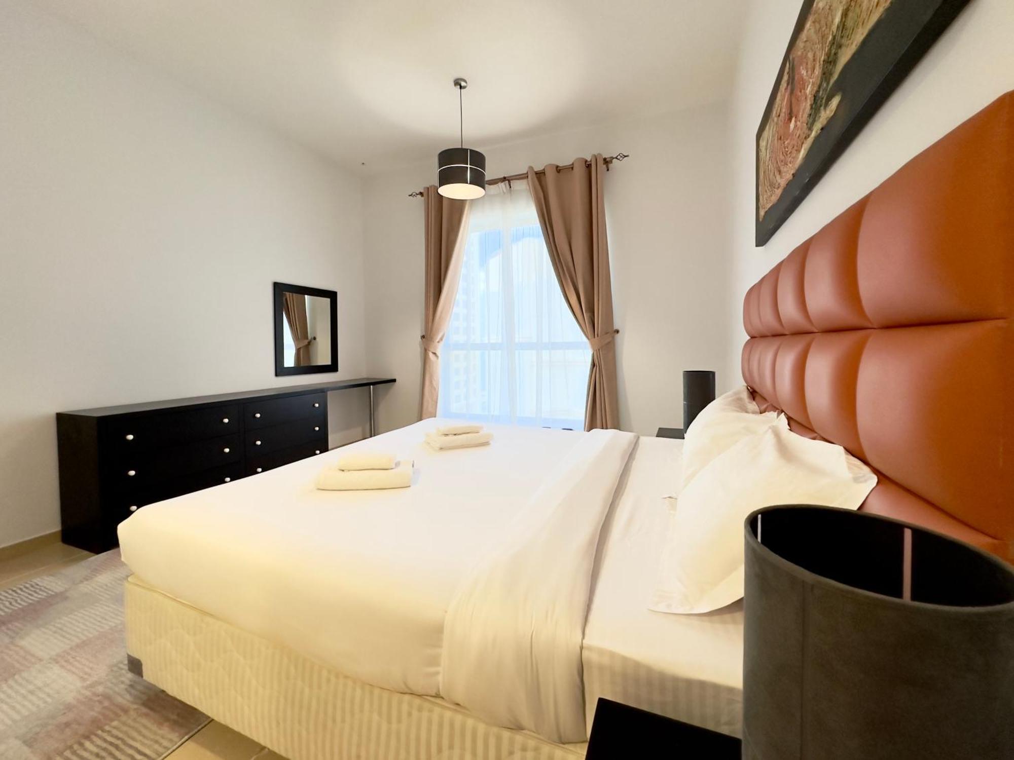 Dar Vacation - Great Spacious 2br In Jumeirah Apartment *