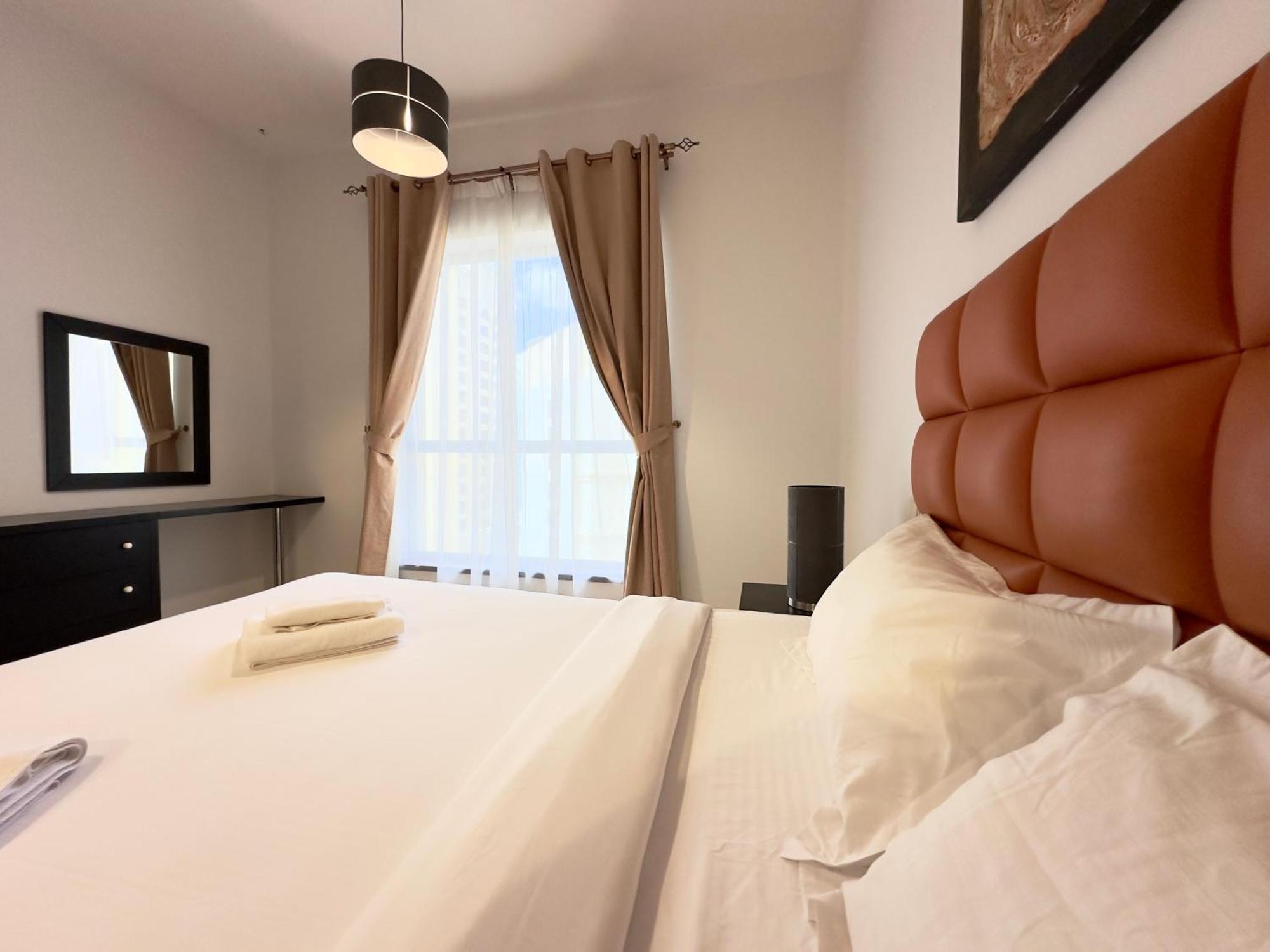 Dar Vacation - Great Spacious 2br In Jumeirah *