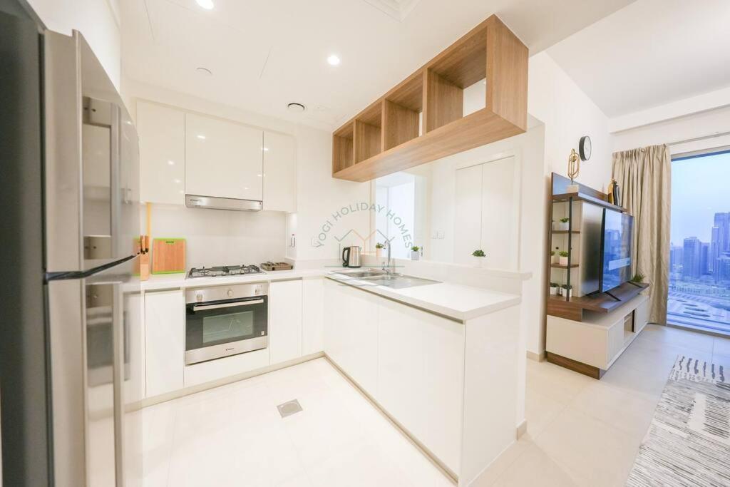 Modern 2br With Stunning Fountain Apartment Dubai