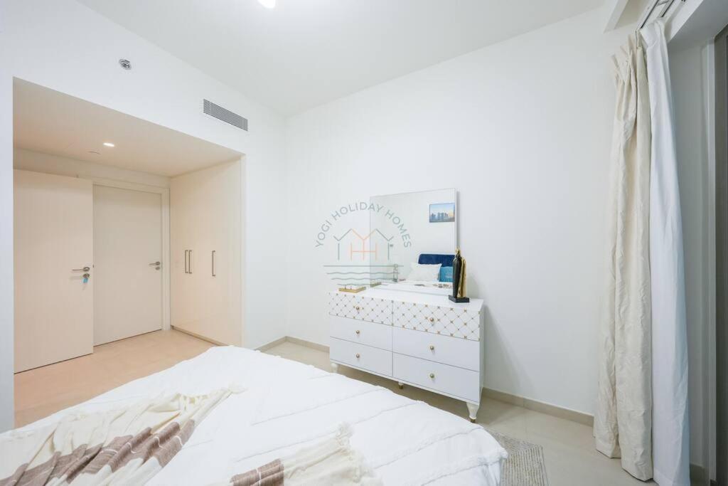 Modern 2br With Stunning Fountain