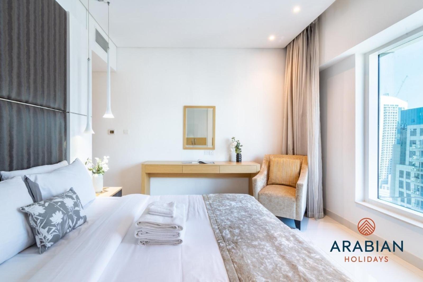 Apartment Flawless 2br In Business Bay - Partial Burj And Full Canal View *