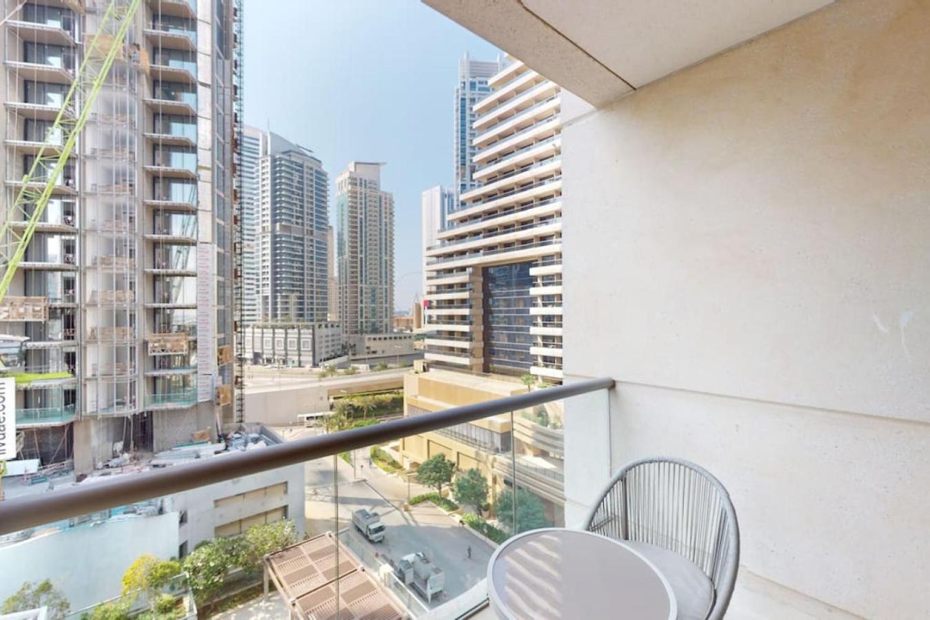 Iris Blue - Neat One Bedroom