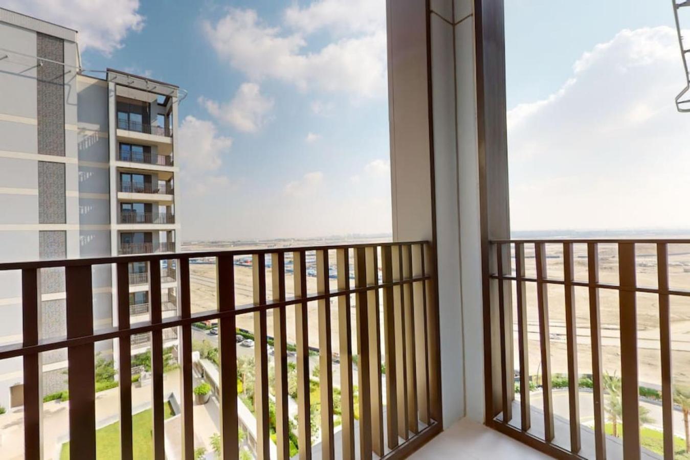 Summer At Creek - Elegant One Bedroom