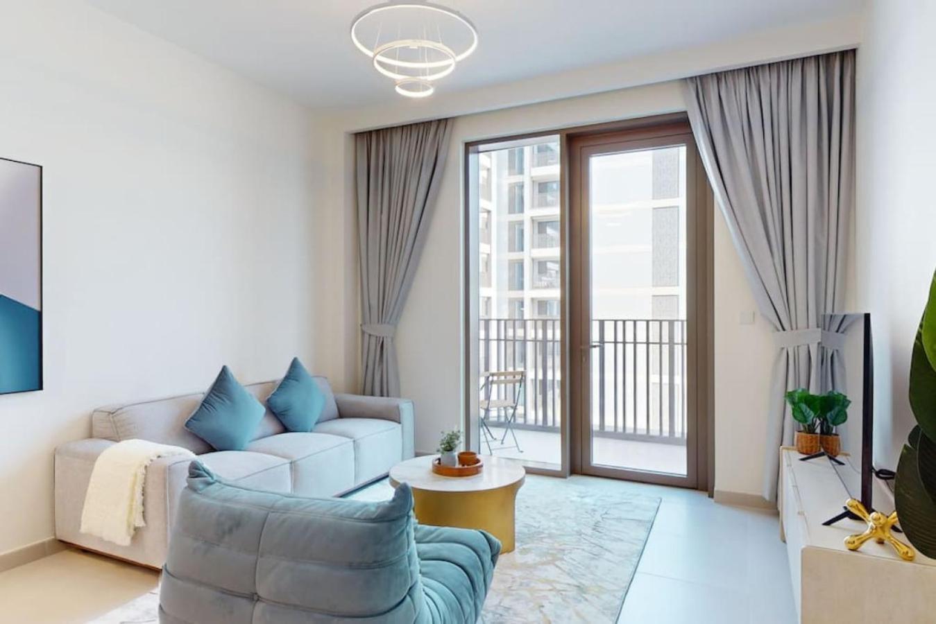 Summer At Creek - Elegant One Bedroom Dubai