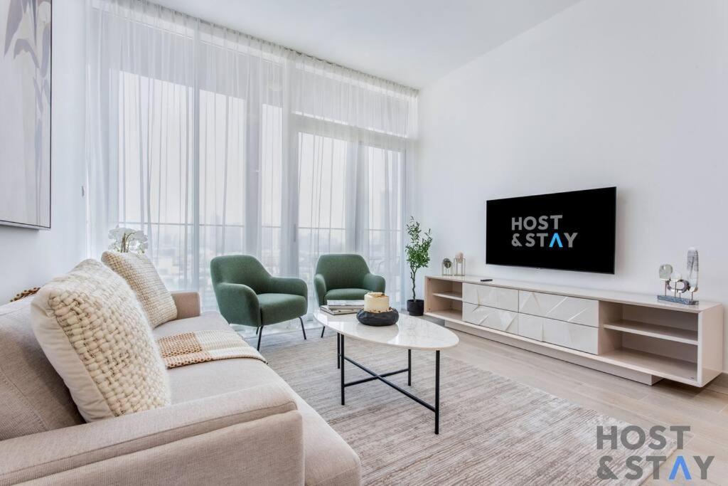 Holiday home Elegant 1br At Bloom - Host &