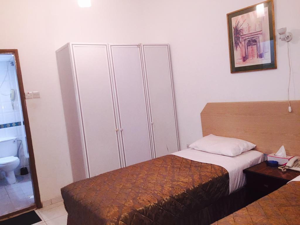 Gold Plaza Guest house