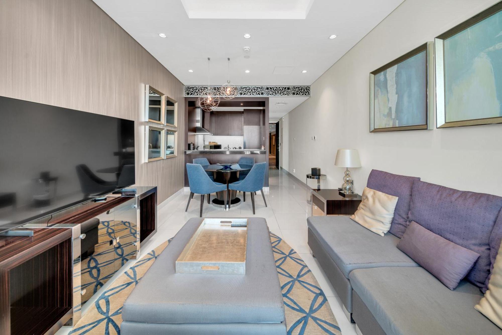 Downtown Views Apartment