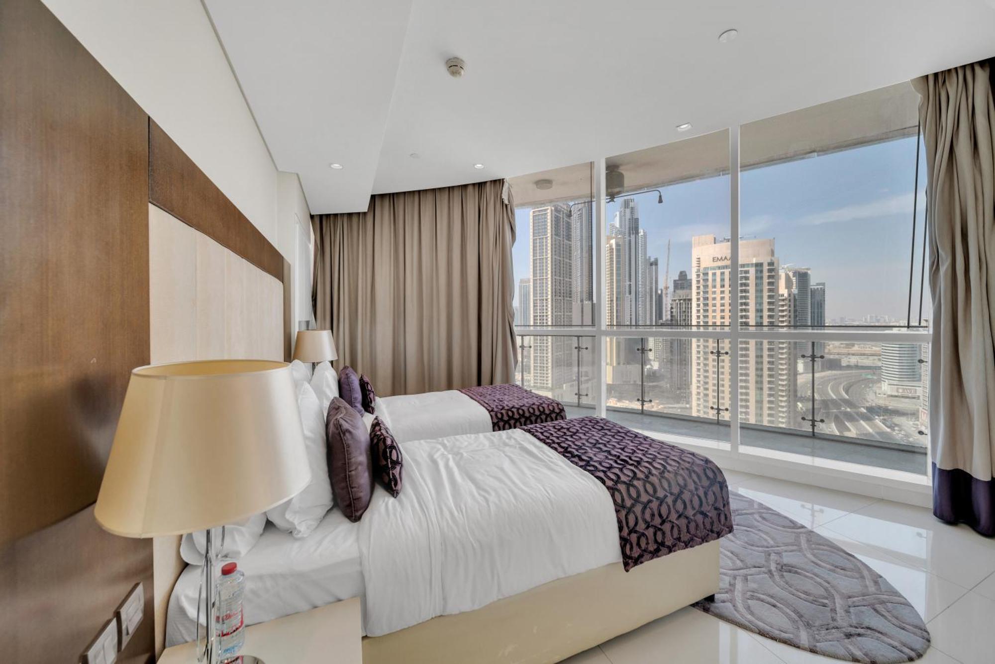 Downtown Views * Dubai