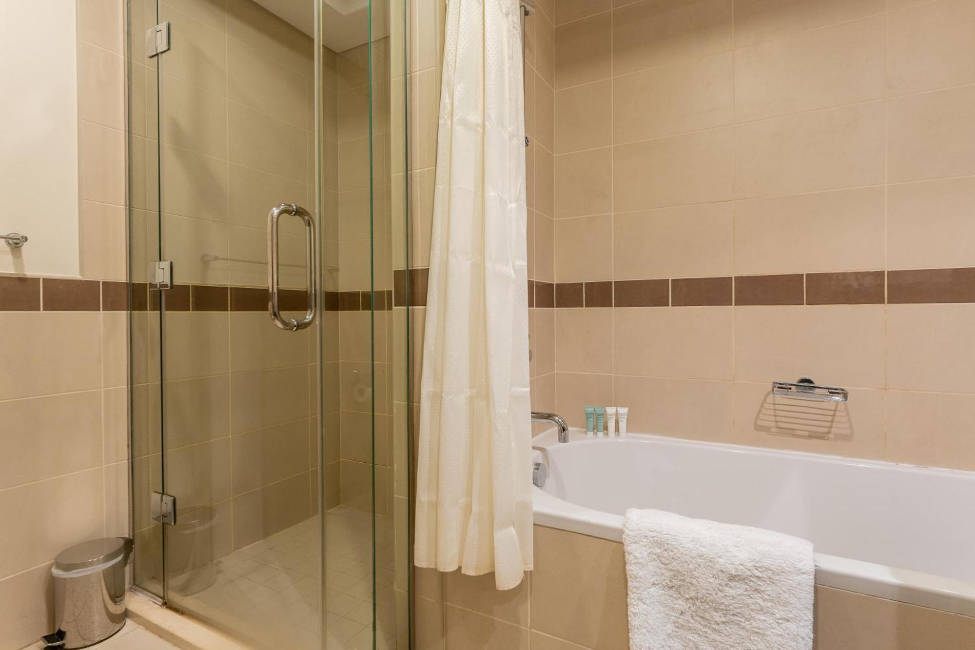 Apartment Bellavista - Delicate - 1br With Extra - 29 Boulevard - Fountain Views *