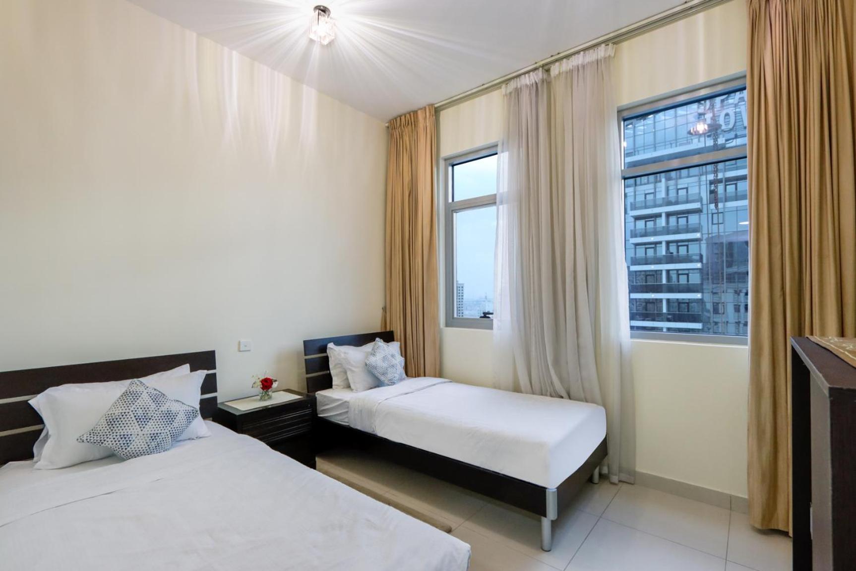 Marina Wharf High Floor With Open View