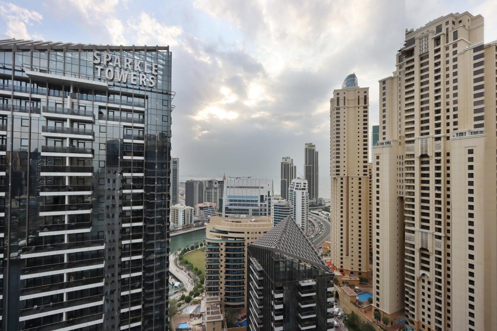 Apartment Marina Wharf High Floor With Open View