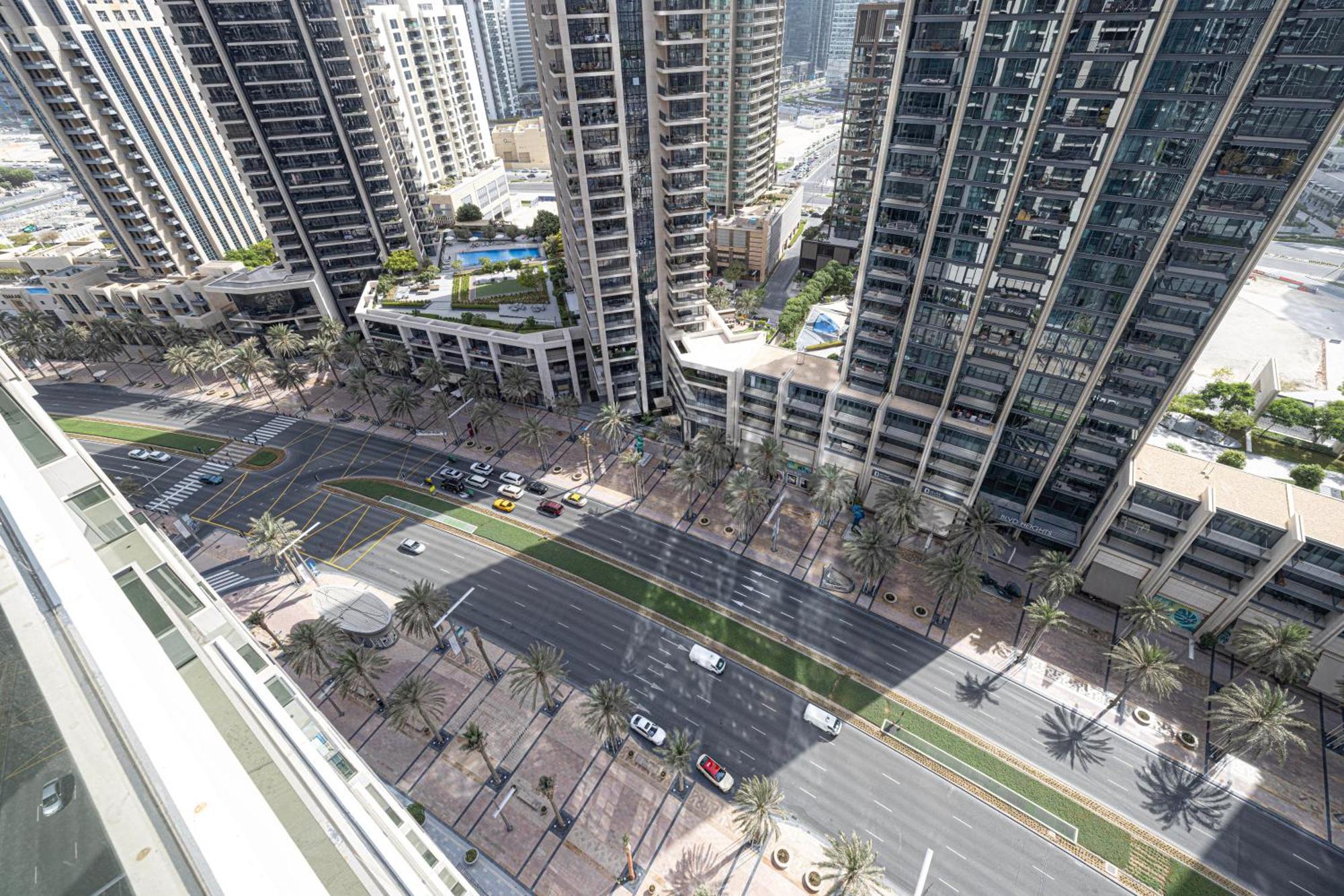 Homesgetaway -lavish 1br In Act One Downtown Apartment Dubai
