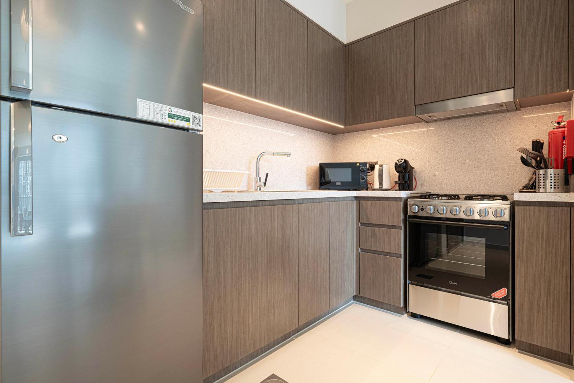 Homesgetaway -lavish 1br In Act One Downtown * Dubai