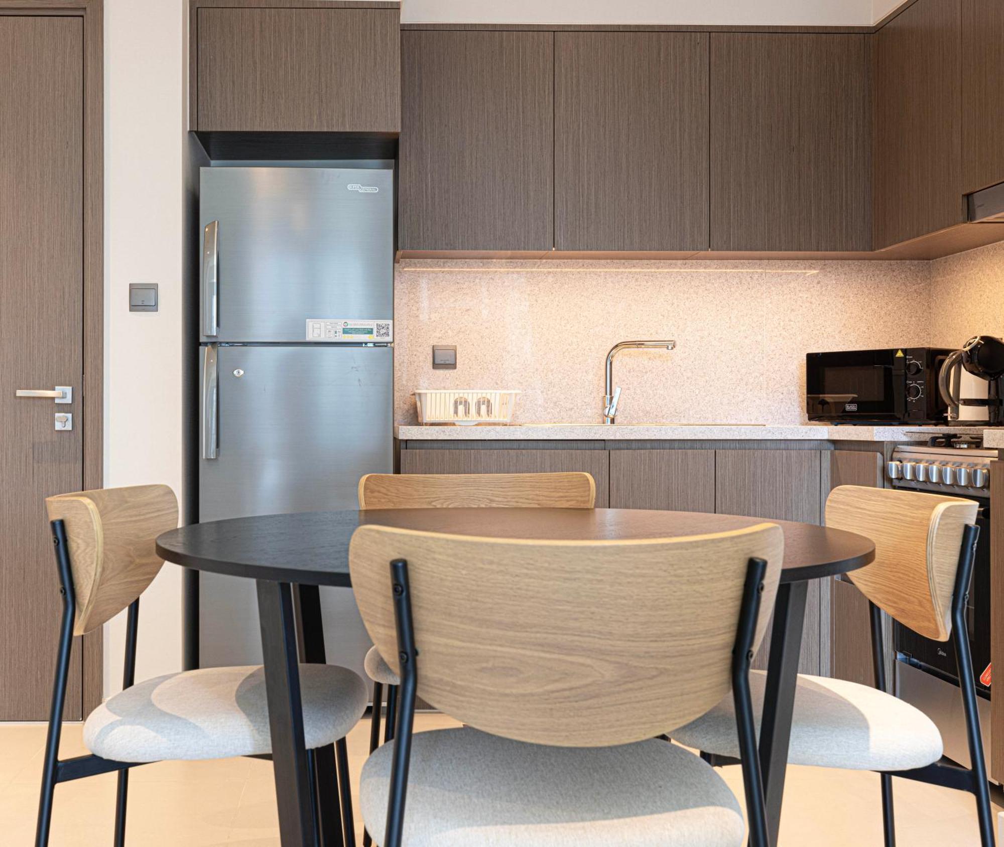 Homesgetaway -lavish 1br In Act One Downtown Dubai