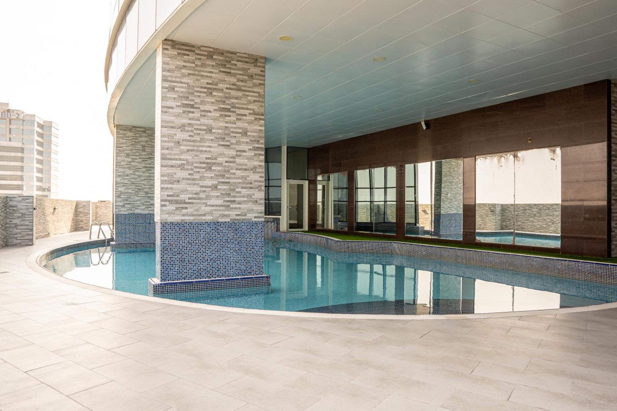 Apartment Veluxa - Stylish 2 Bed With View *