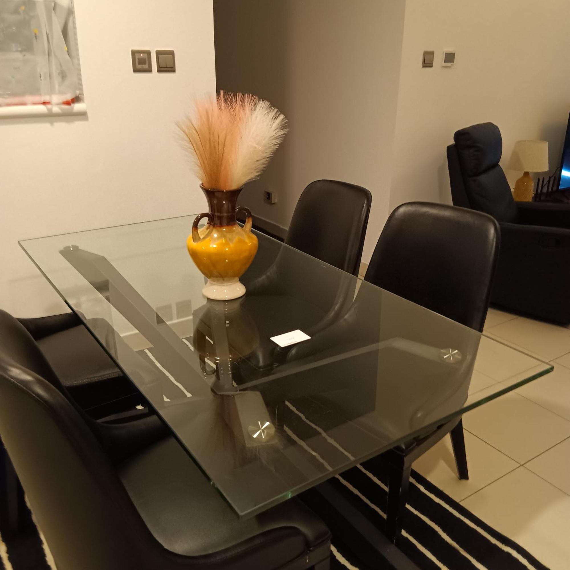 - Glitz 3 Residences - Majestic Luxe - 2br - Sleep 4 - For Families & Couples Only