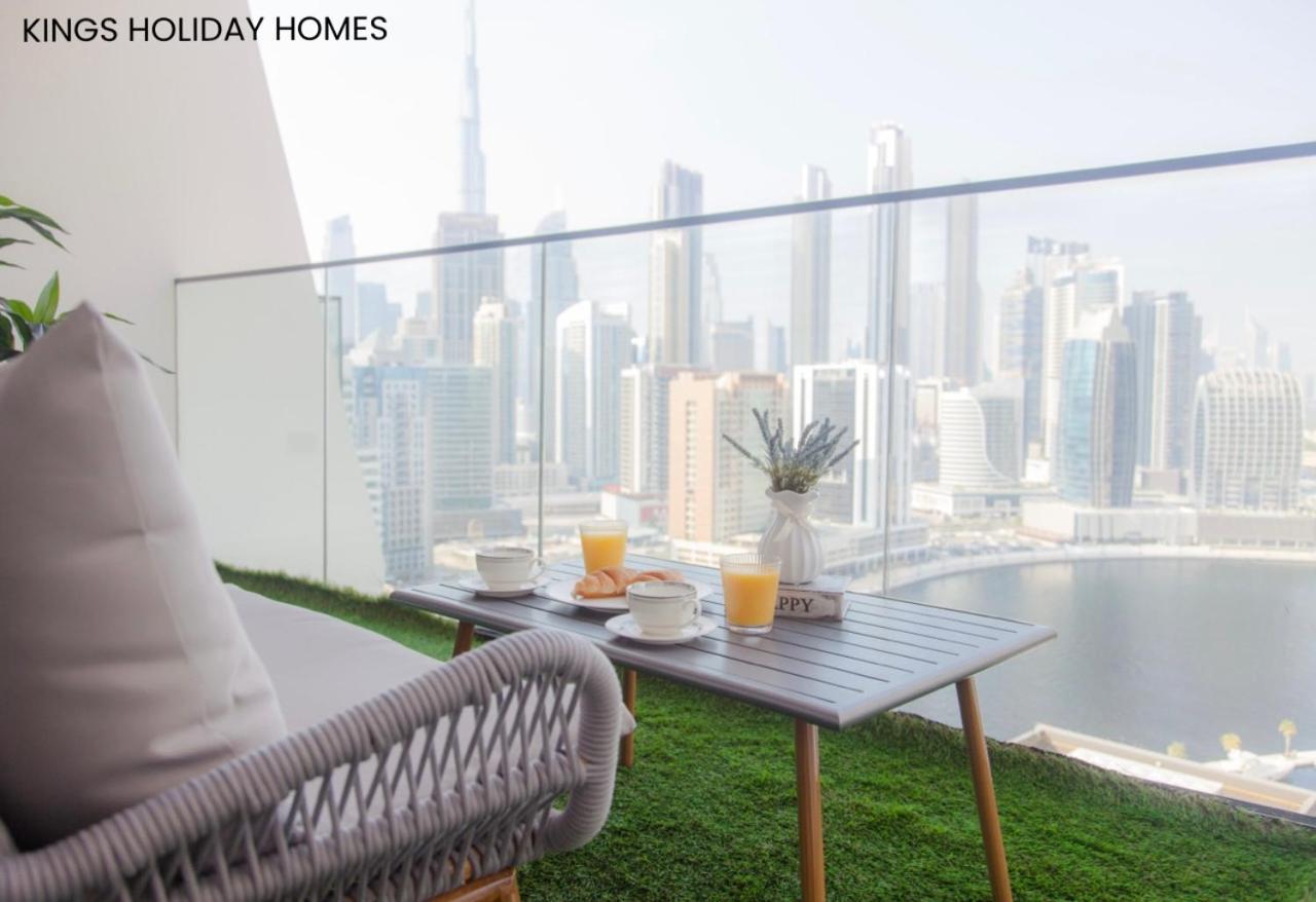 Binghatti Canal , Burj Khalifa View With Private Jacuzzi And Cinema Screen ,kings * Dubai
