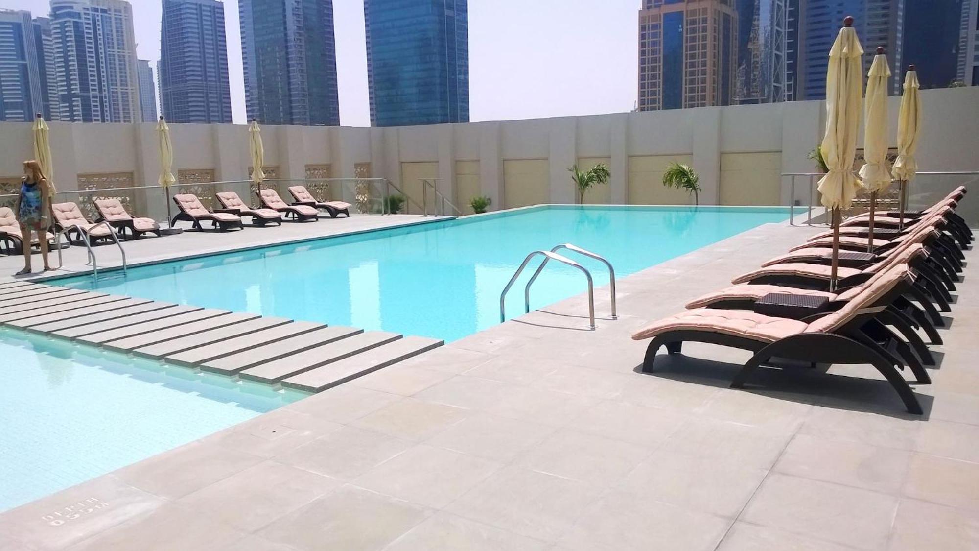 New Stylish 1 Bd In West Avenue Marina Apartment