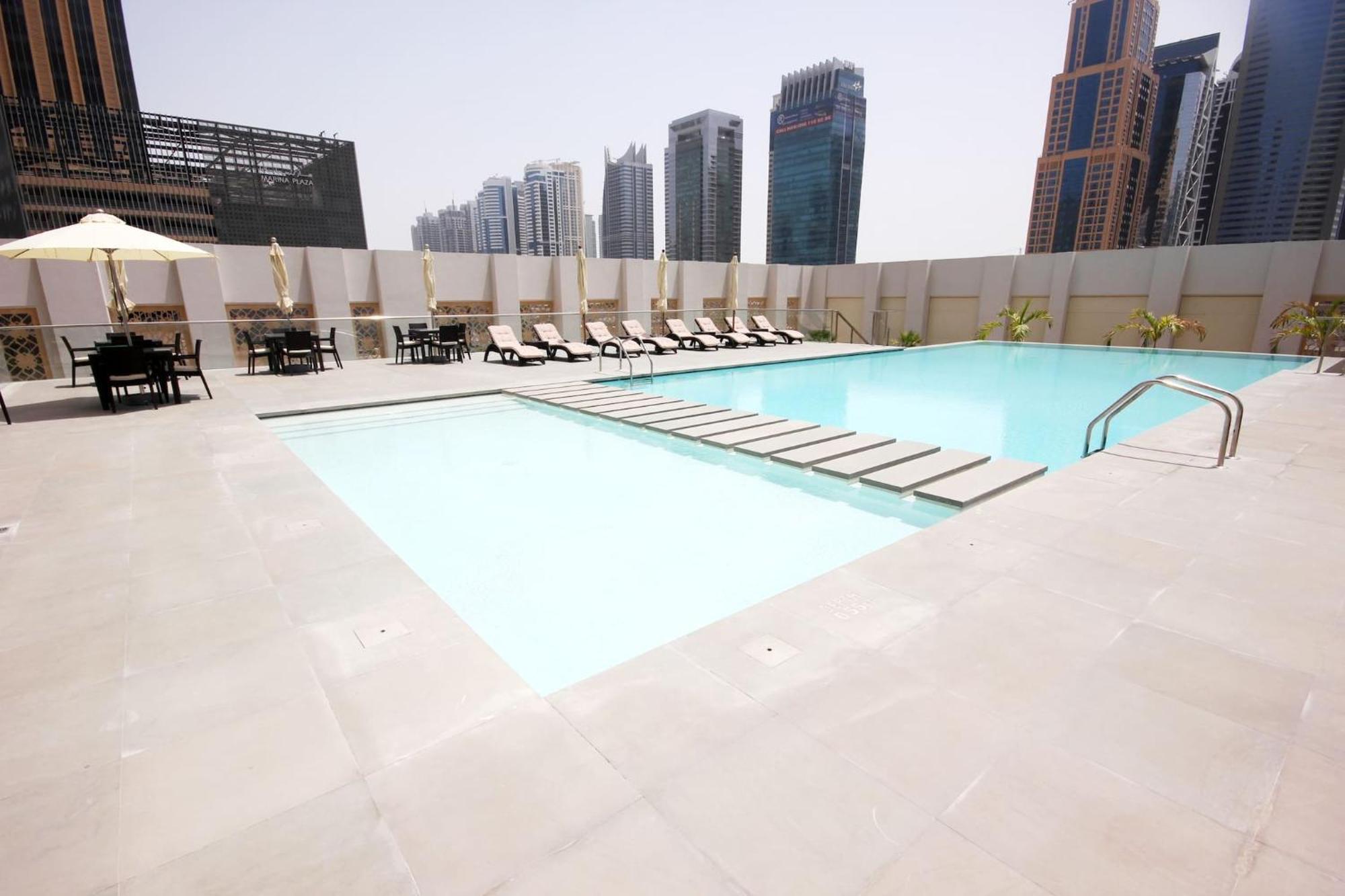 Apartment New Stylish 1 Bd In West Avenue Marina Dubai