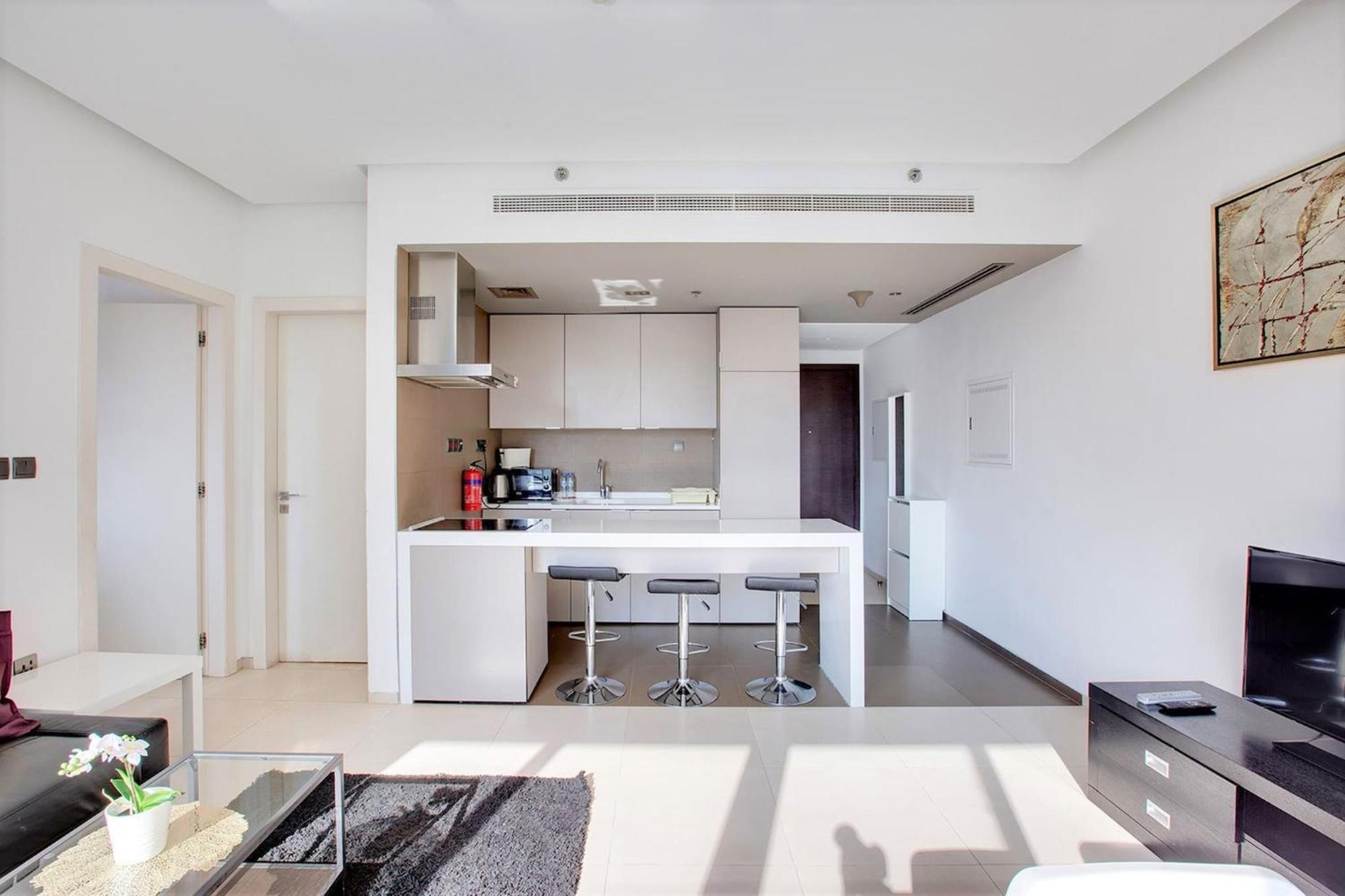 Apartment New Stylish 1 Bd In West Avenue Marina Dubai