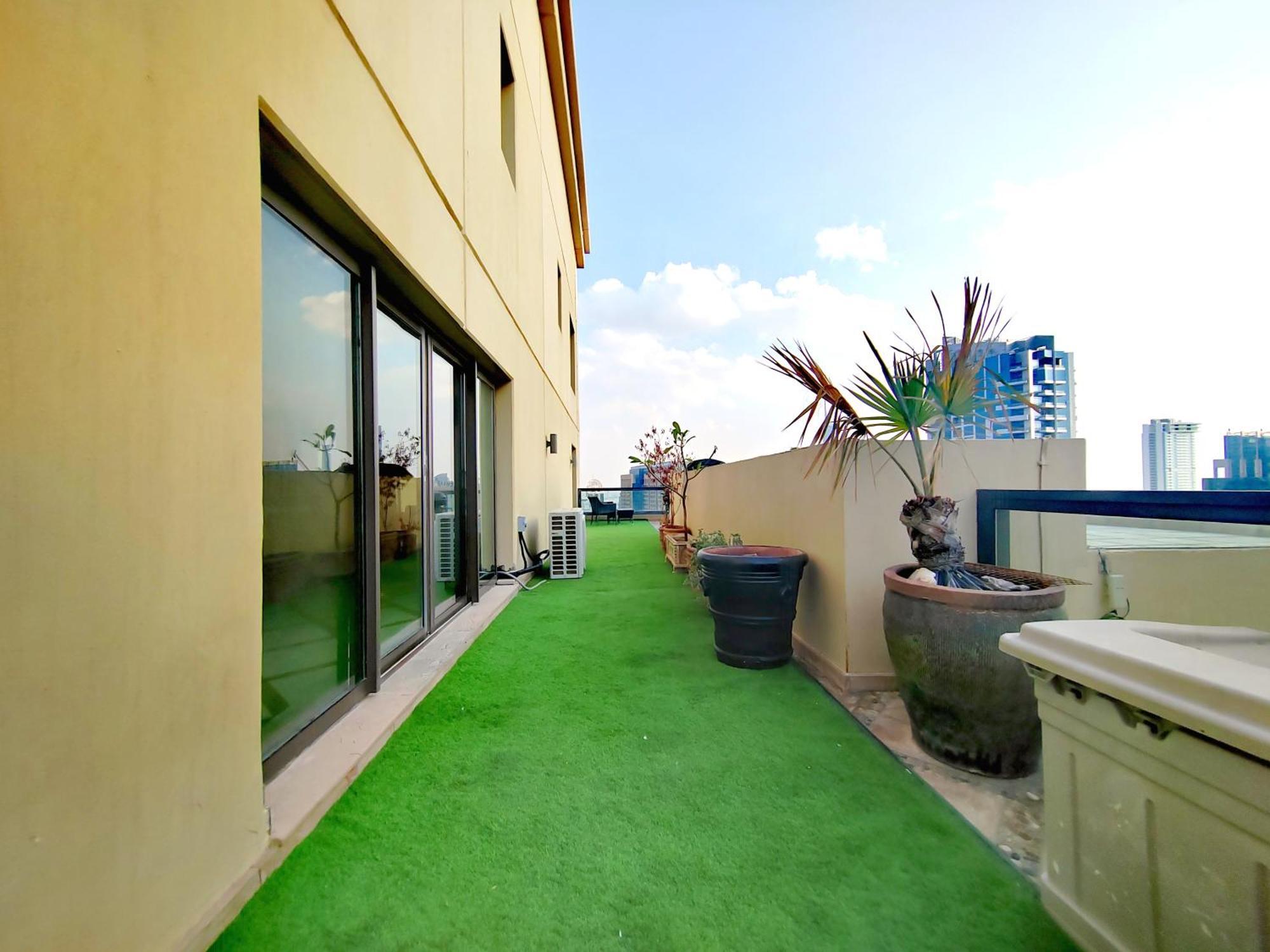Penthouse With Private Pool And Big Private Terrace Apartment Dubai