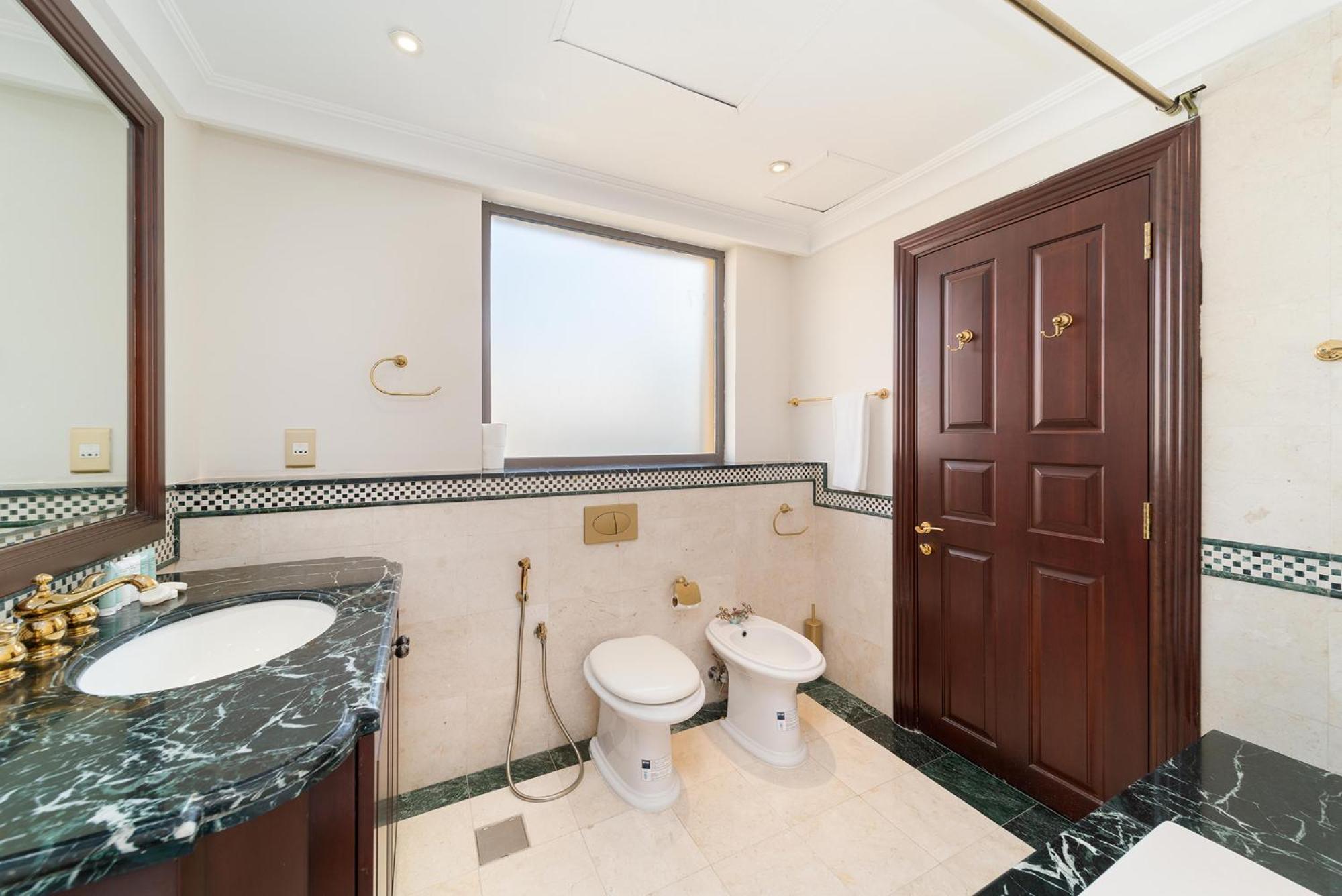 Penthouse With Private Pool And Big Private Terrace Apartment