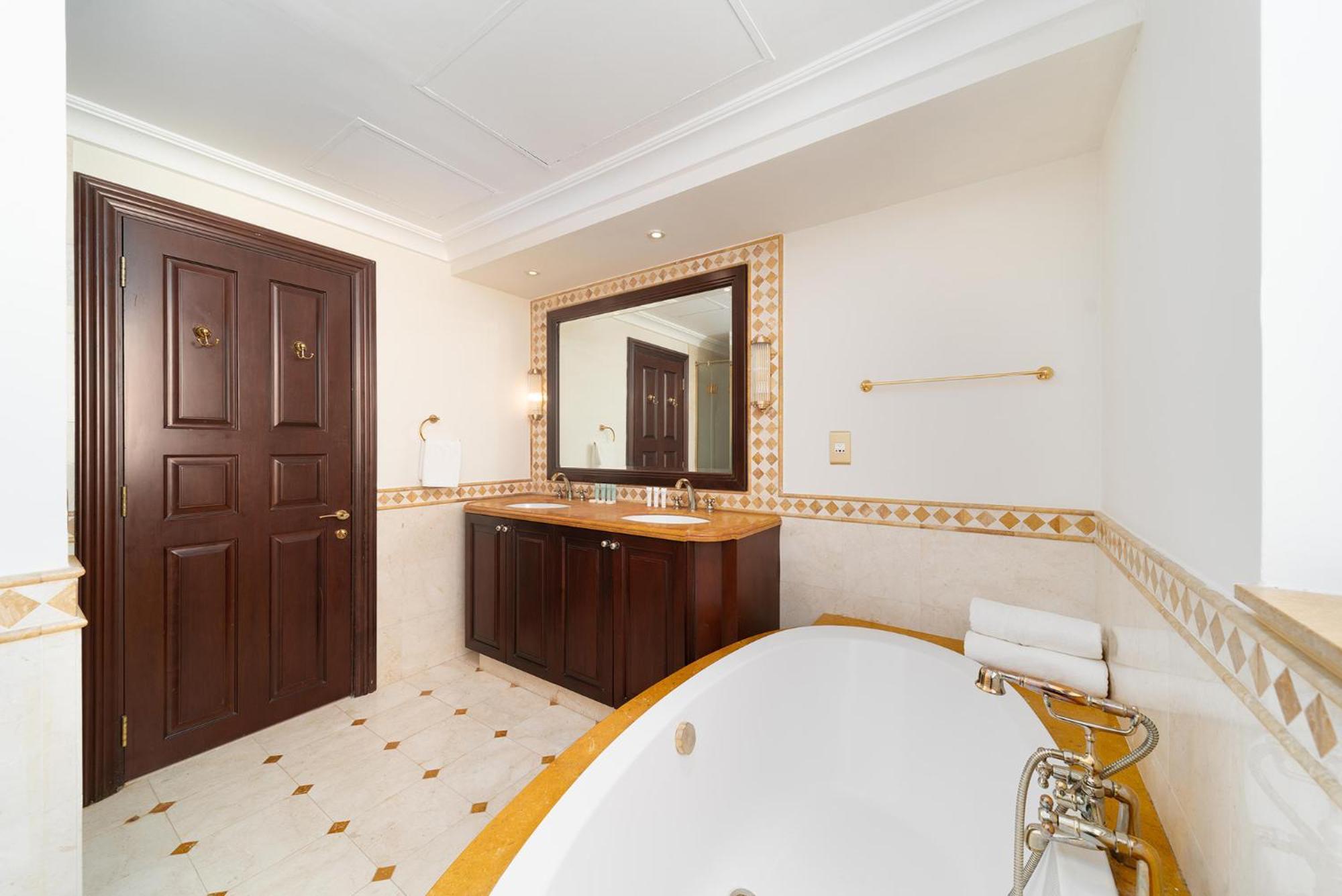 Penthouse With Private Pool And Big Private Terrace Dubai