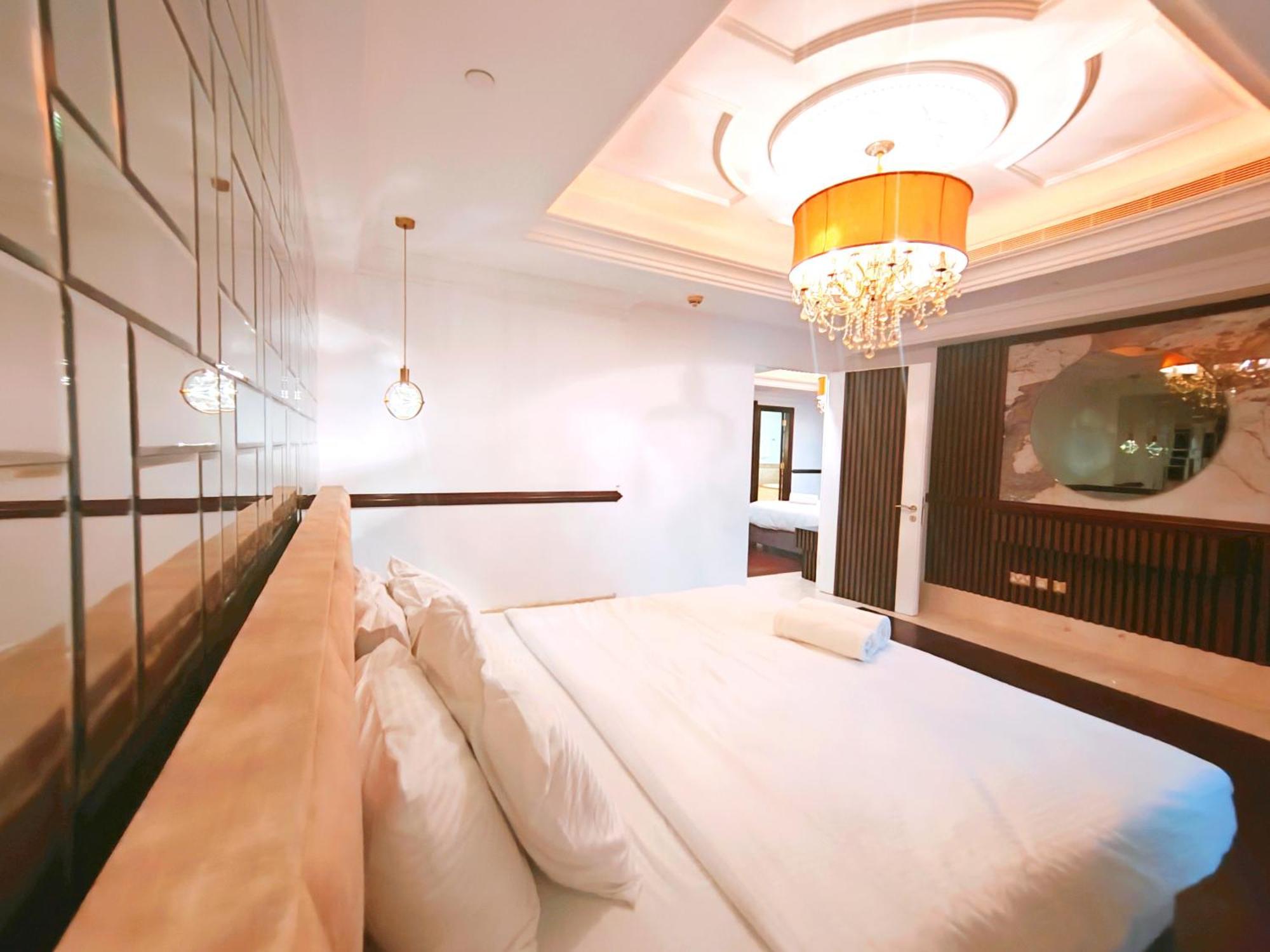 Penthouse With Private Pool And Big Private Terrace Apartment *