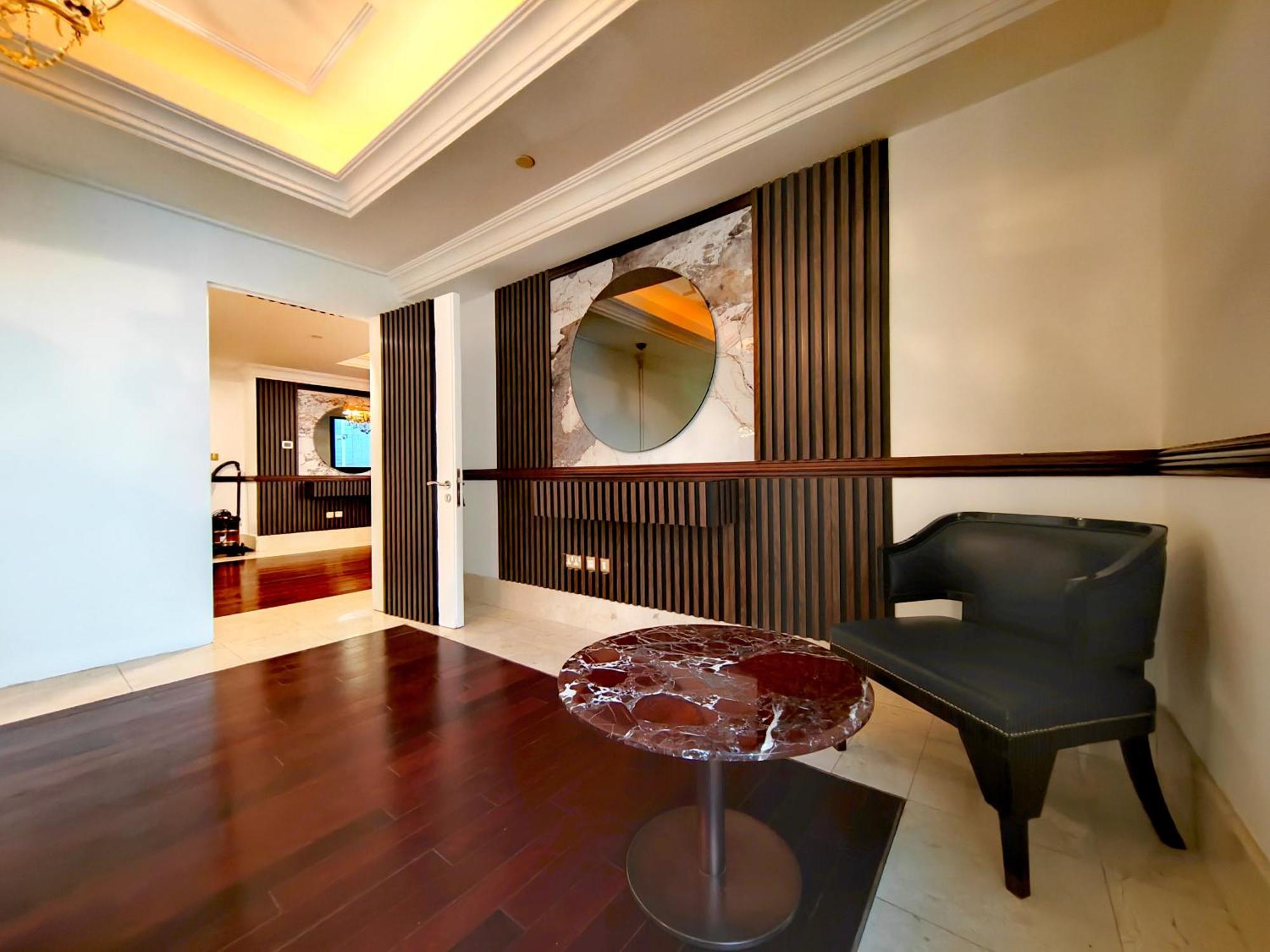Apartment Penthouse With Private Pool And Big Private Terrace