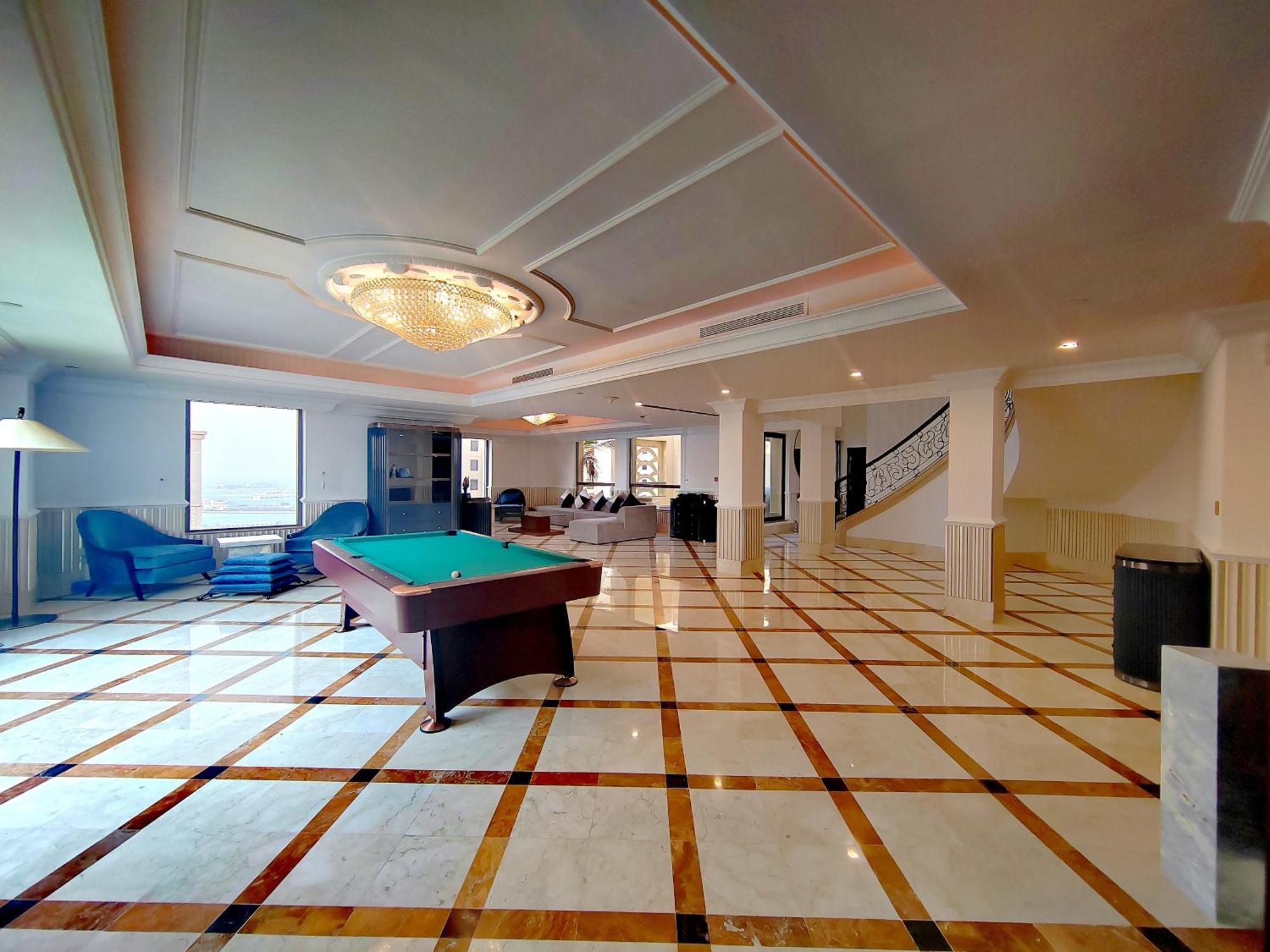 Penthouse With Private Pool And Big Private Terrace Apartment *