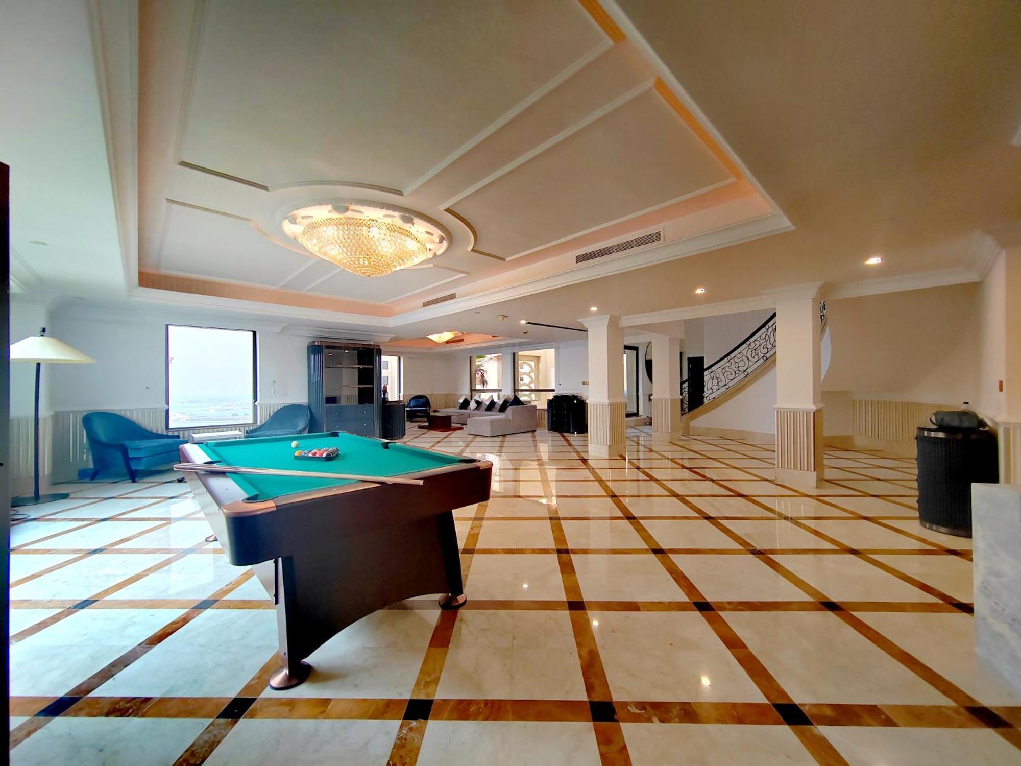 Apartment Penthouse With Private Pool And Big Private Terrace
