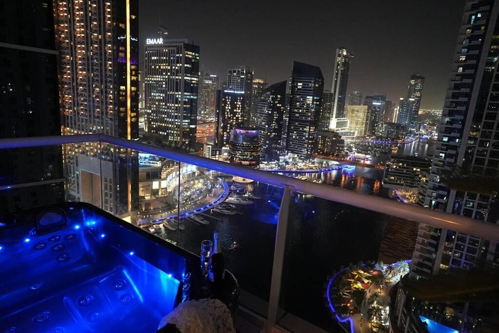 Luxury Private Jacuzzi In The Heart Of Marina Jbr *