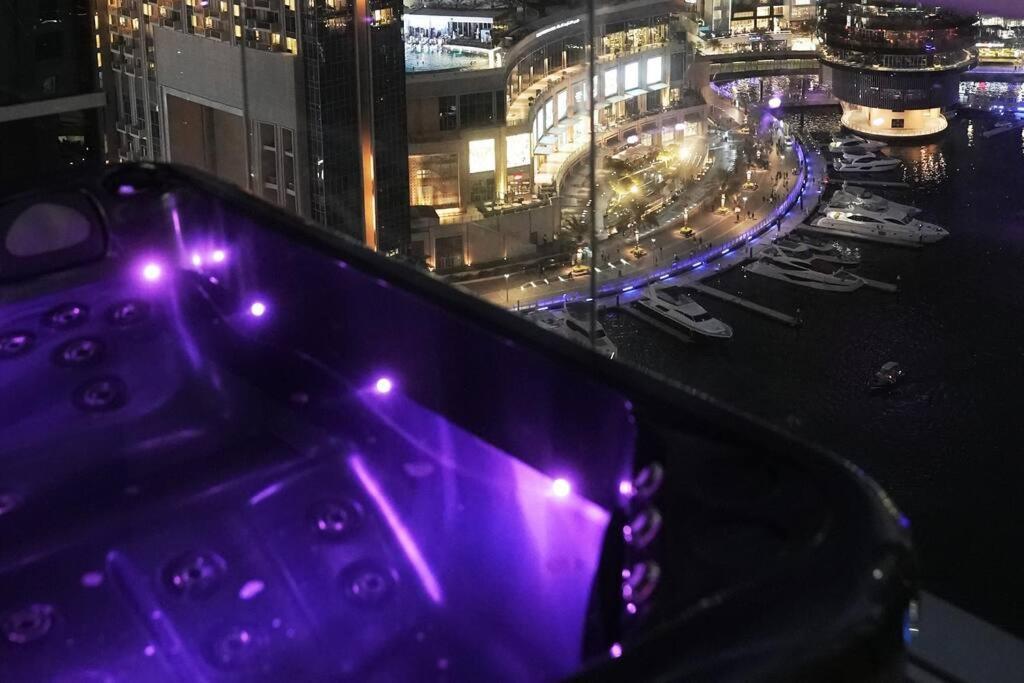 Luxury Private Jacuzzi In The Heart Of Marina Jbr *