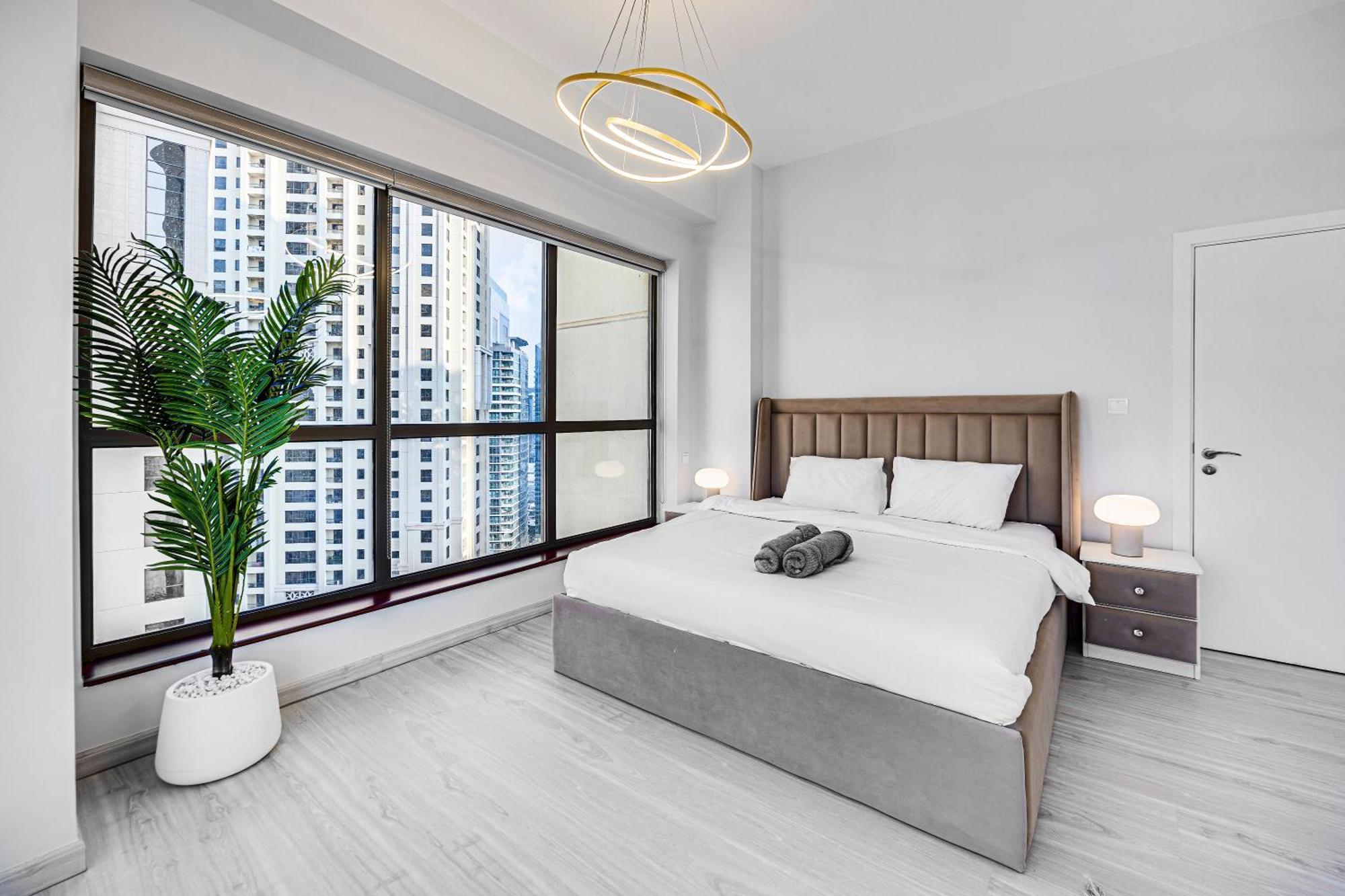 Jbr 3 Bedroom With Fantastic Ocean View *
