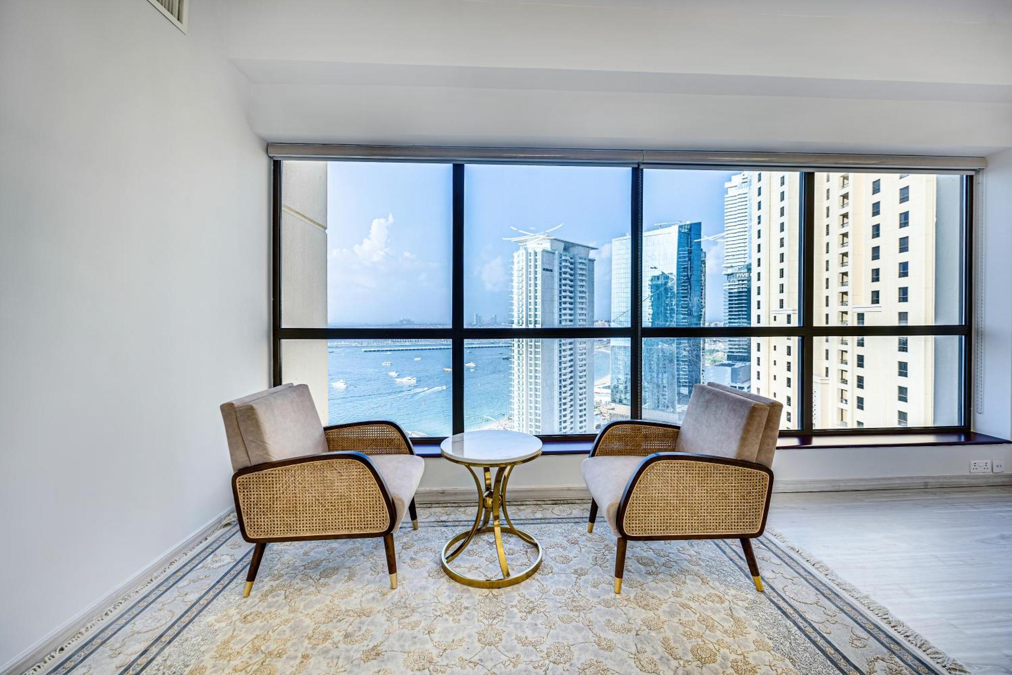 Apartment Jbr 3 Bedroom With Fantastic Ocean View