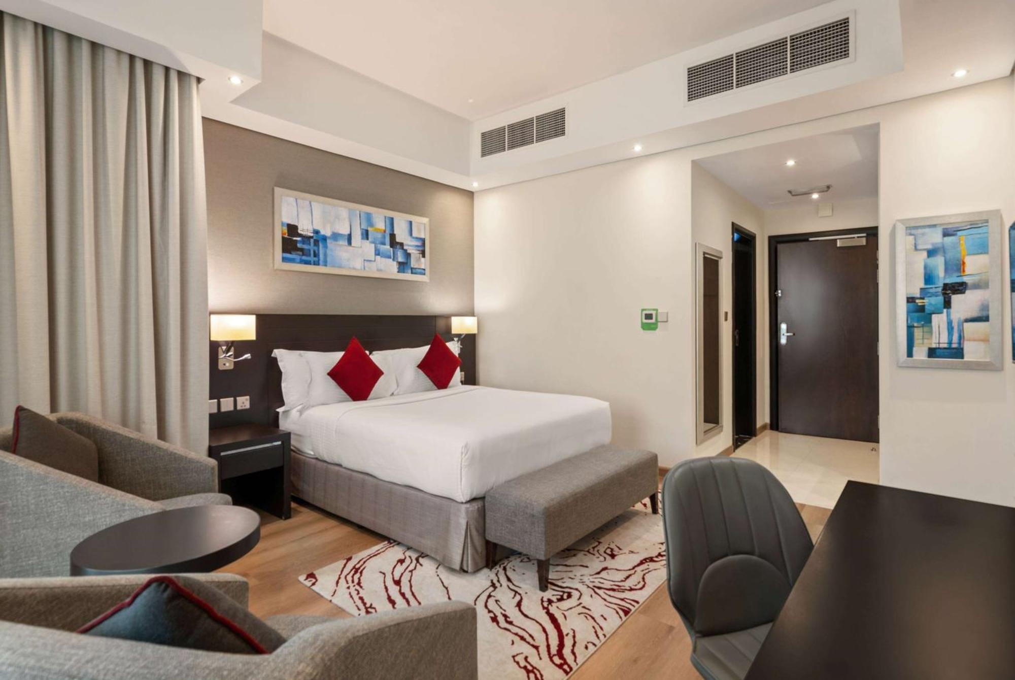 Ramada By Wyndham Barsha Heights 4* Dubai